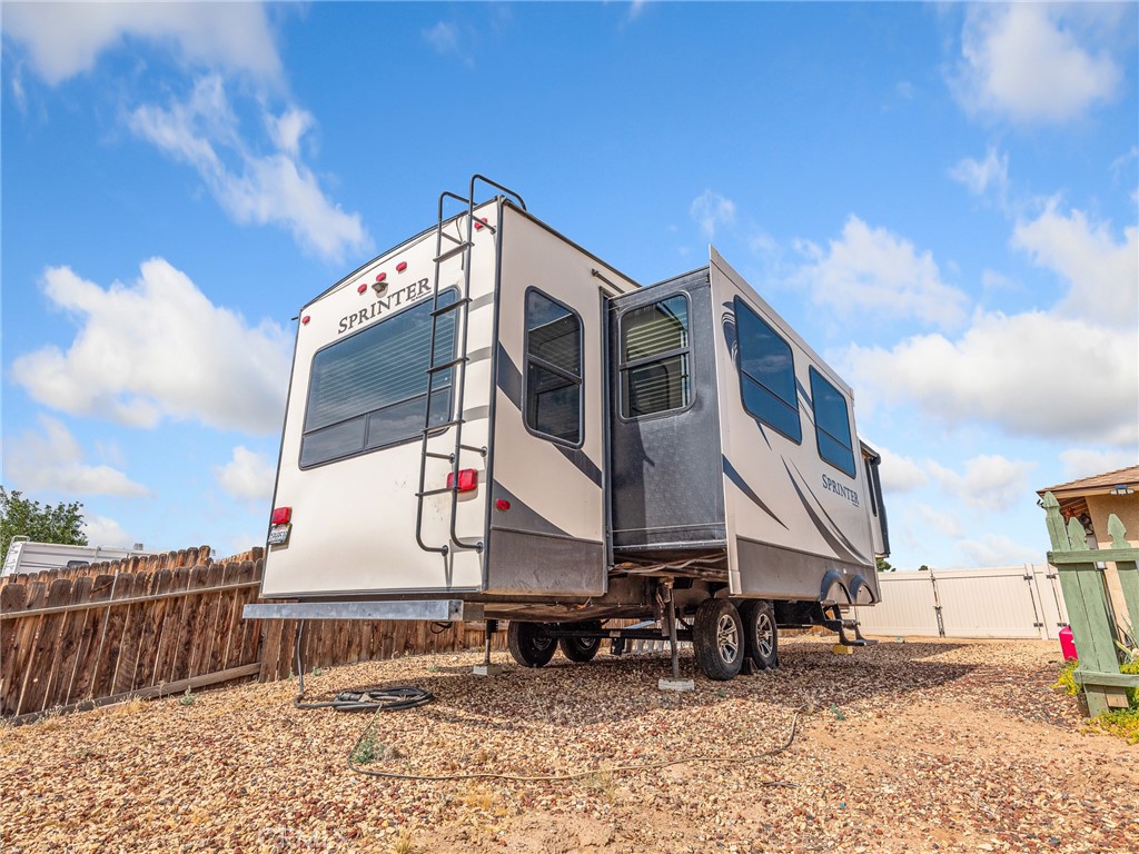 13397 Applewood Road