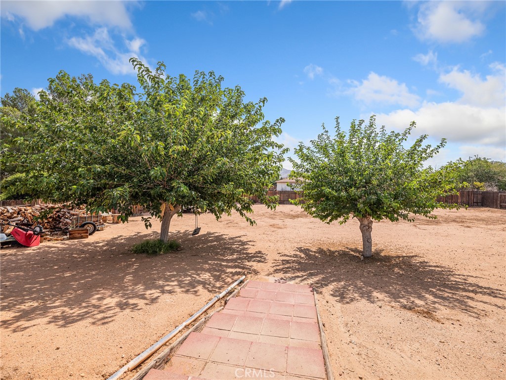 13397 Applewood Road