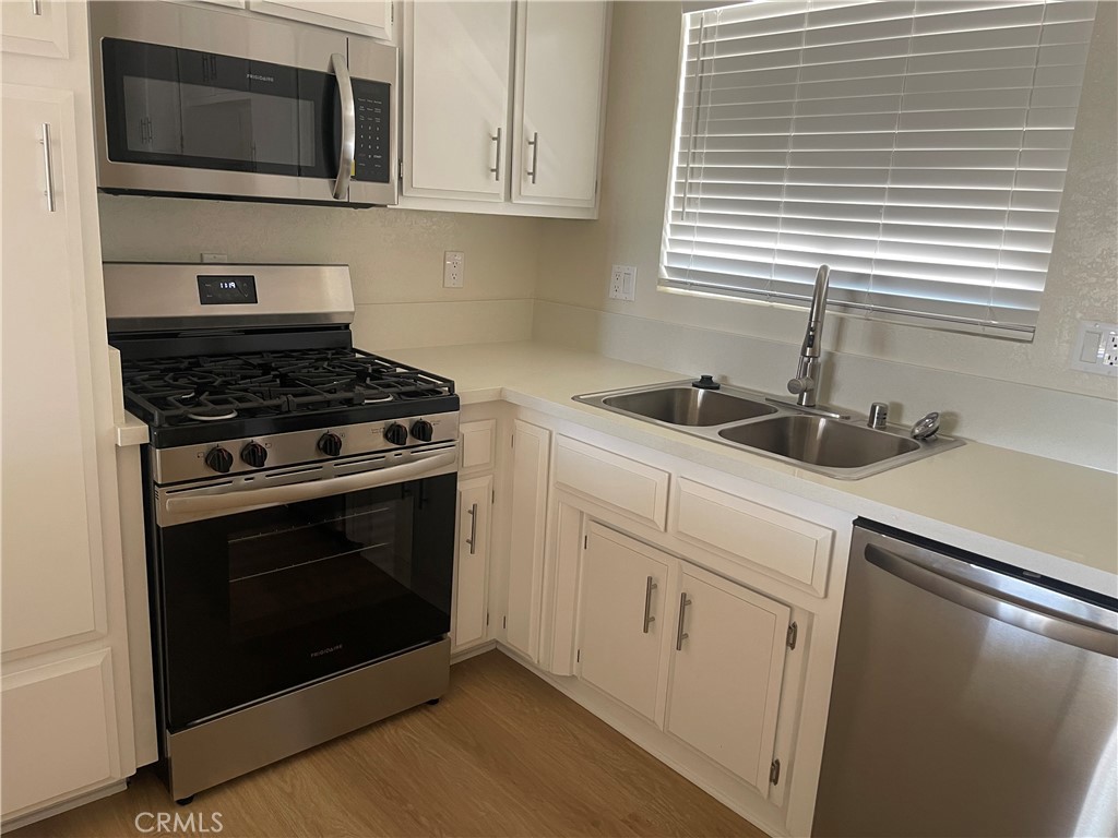 18124 Westlawn Street