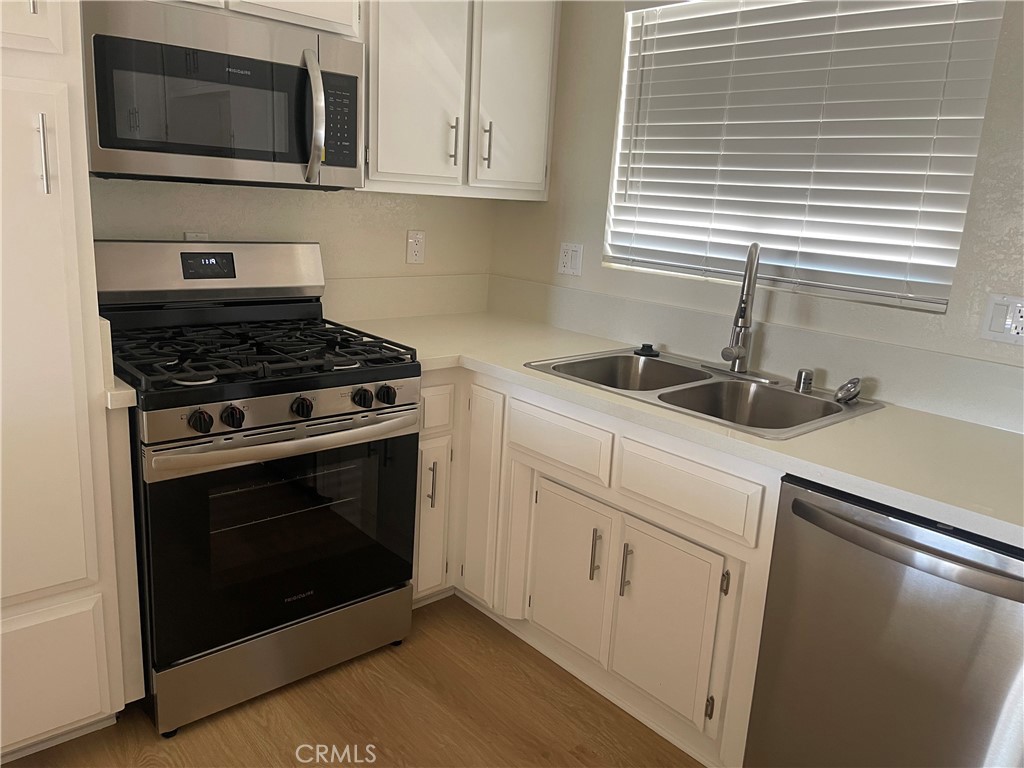 18124 Westlawn Street