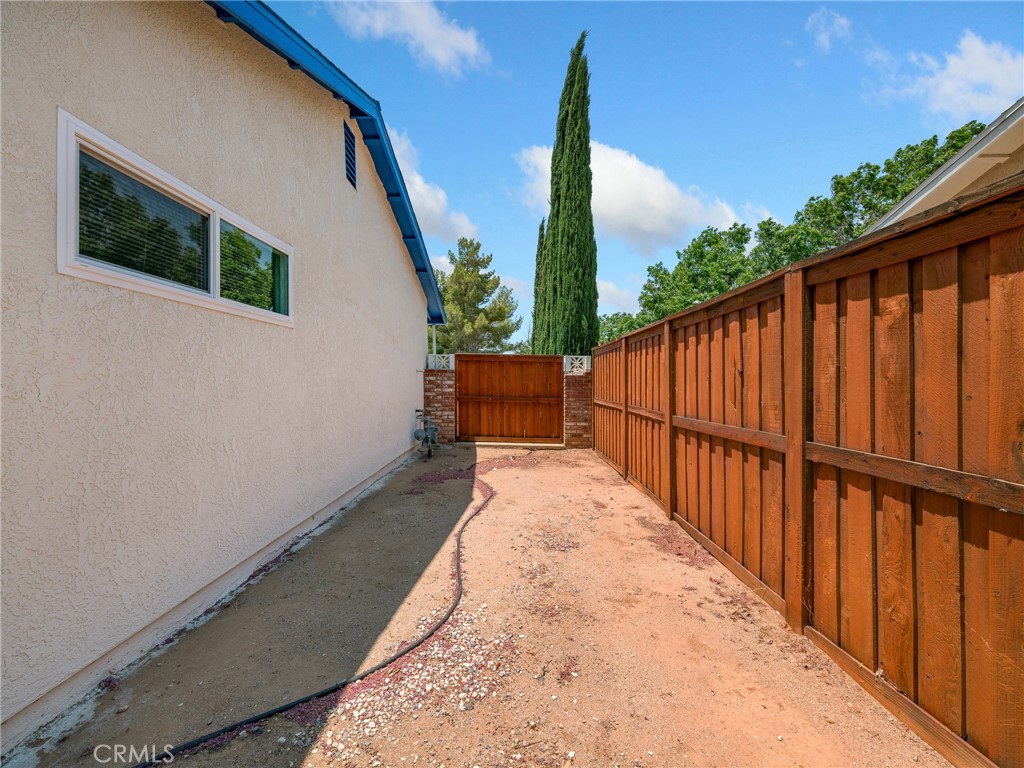 10833 Kiavan Road