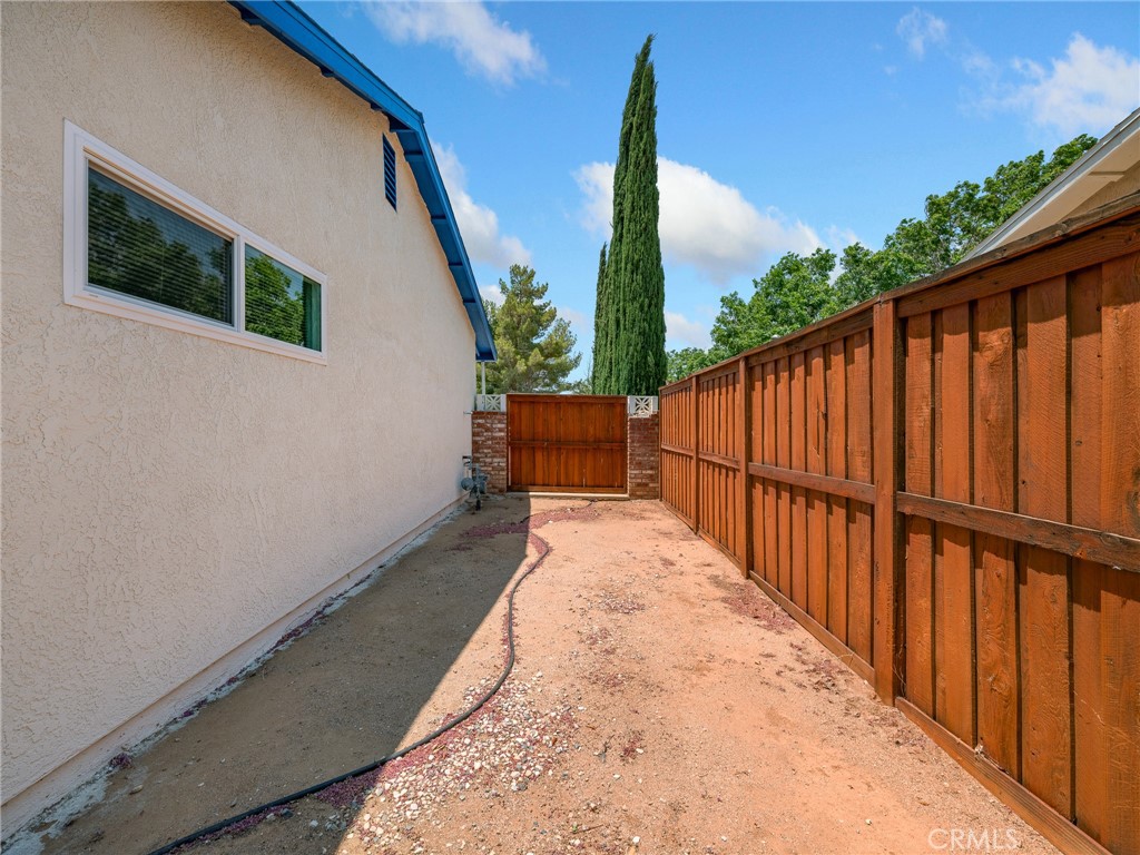 10833 Kiavan Road