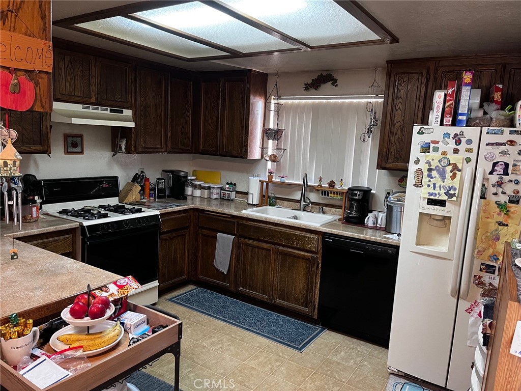 21963 Goshute Avenue