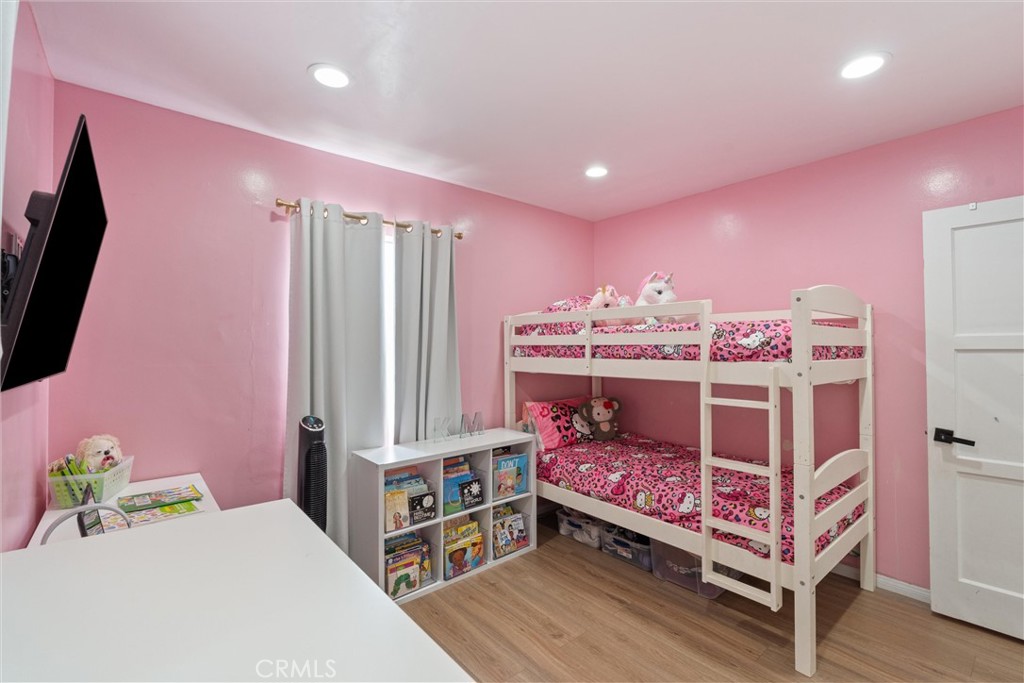 216 E Markland Drive