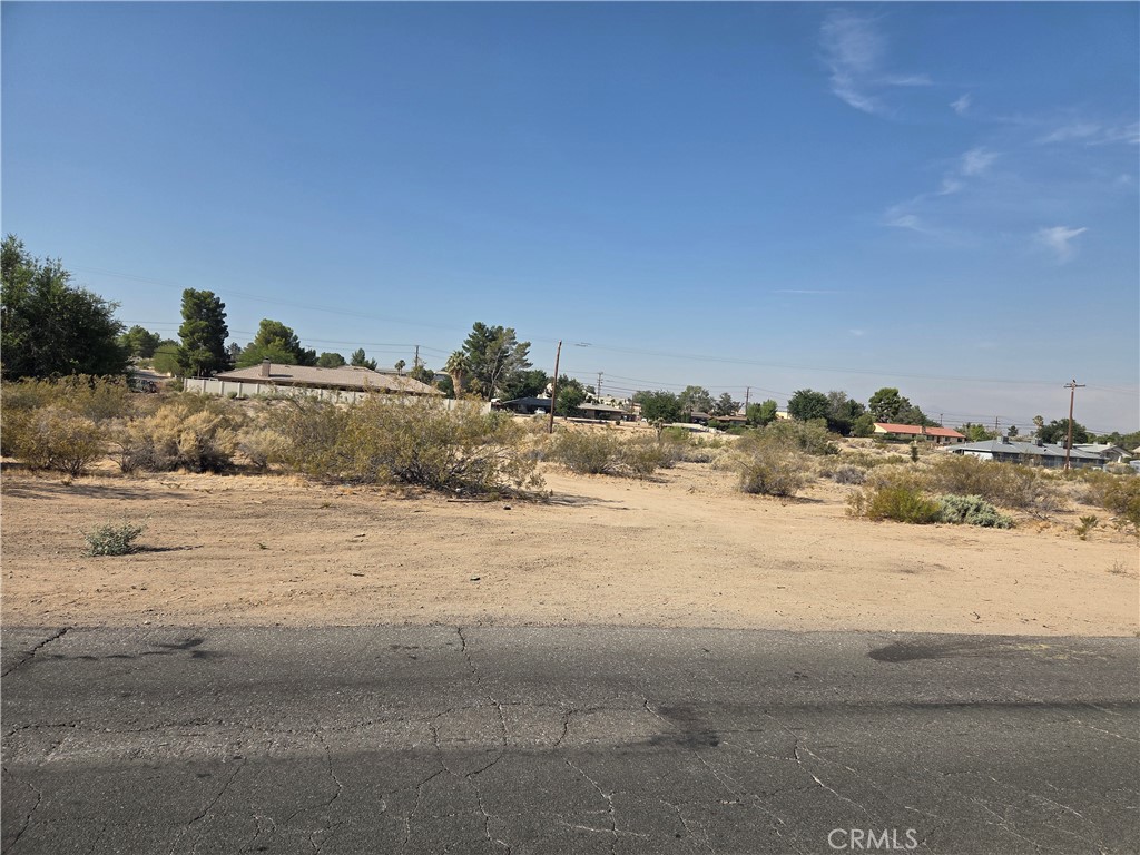 0 Happy Trails (Hwy 18)