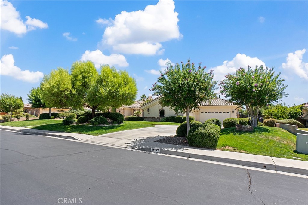 19163 Kanbridge Street