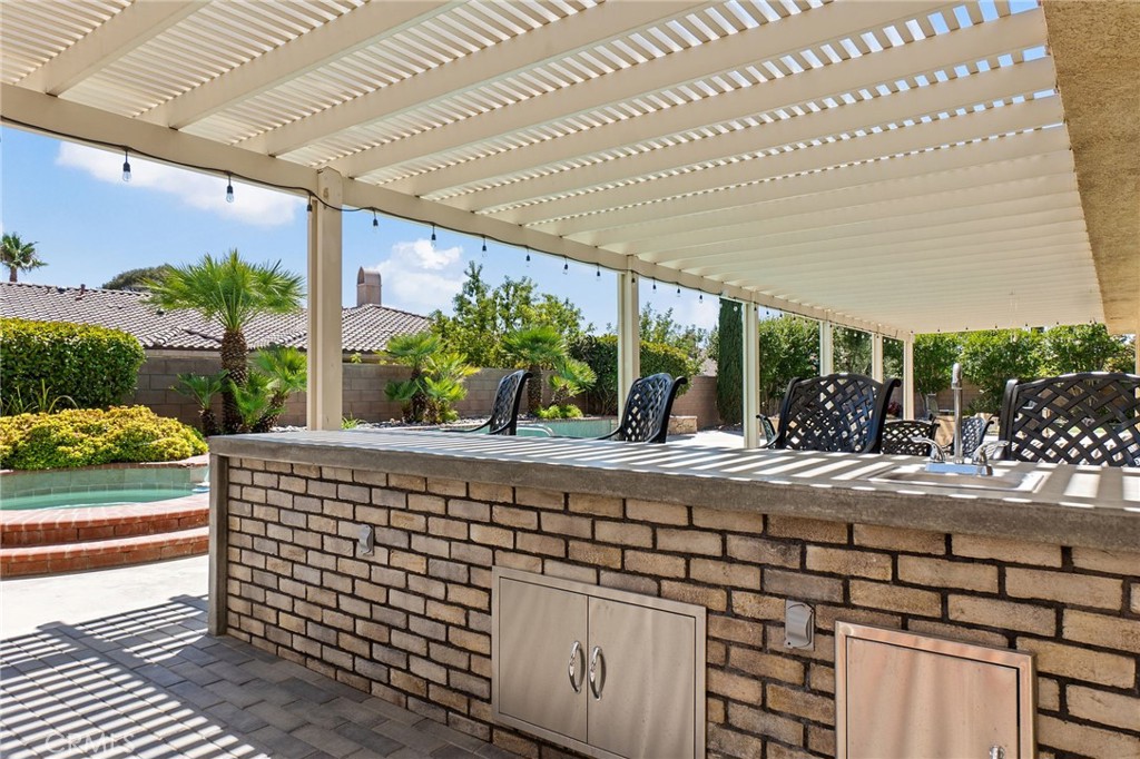 19163 Kanbridge Street