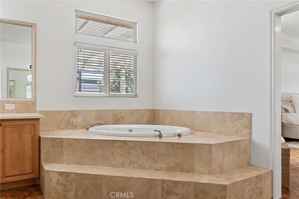 19163 Kanbridge Street