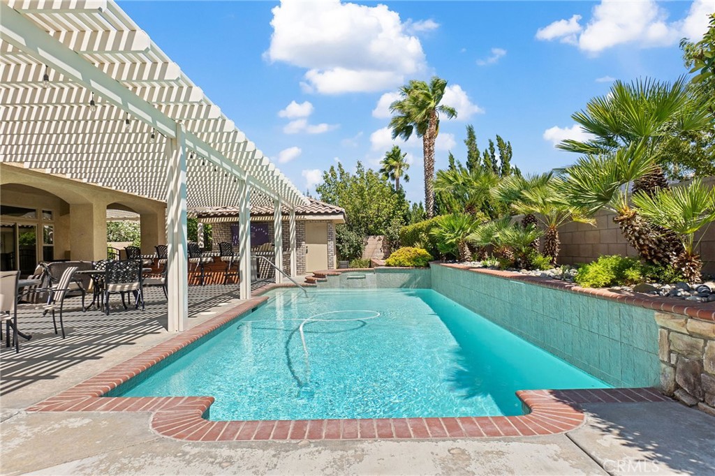 19163 Kanbridge Street