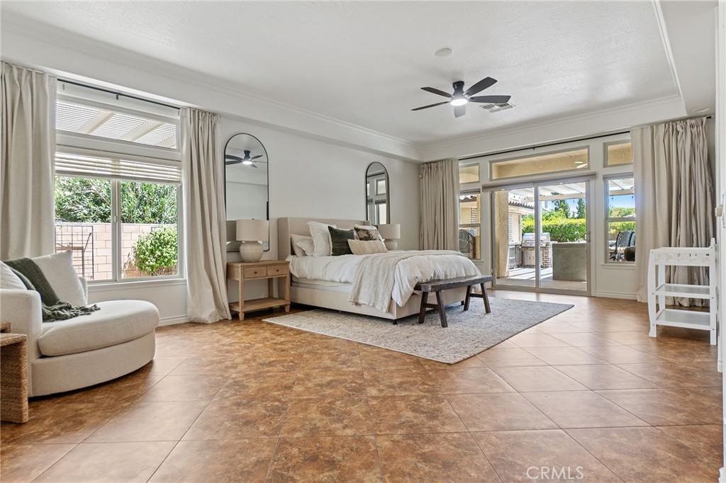 19163 Kanbridge Street