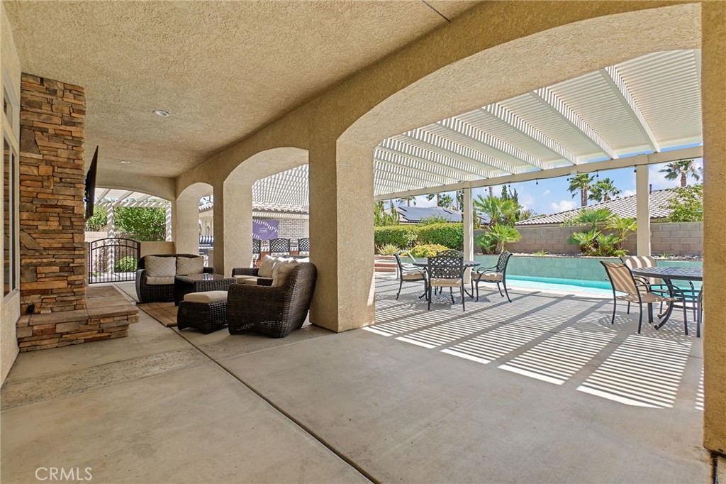 19163 Kanbridge Street