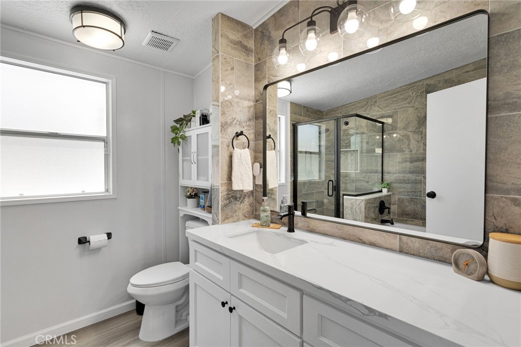 15252 Seneca Road 334