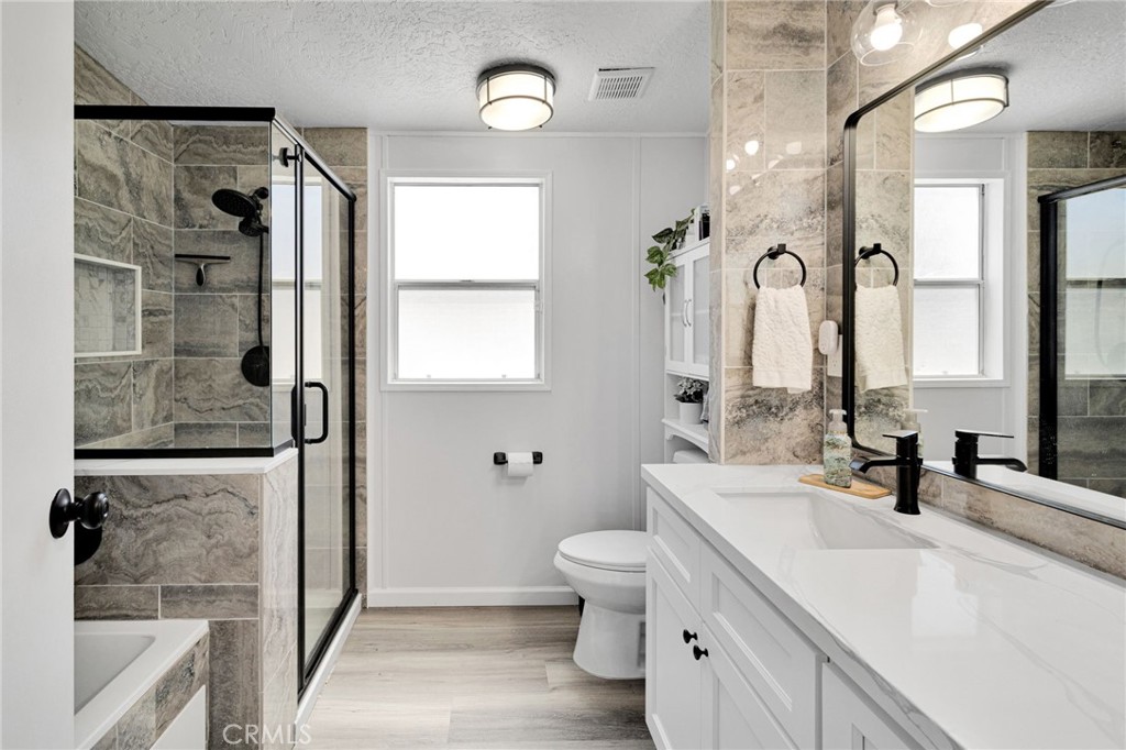 15252 Seneca Road 334