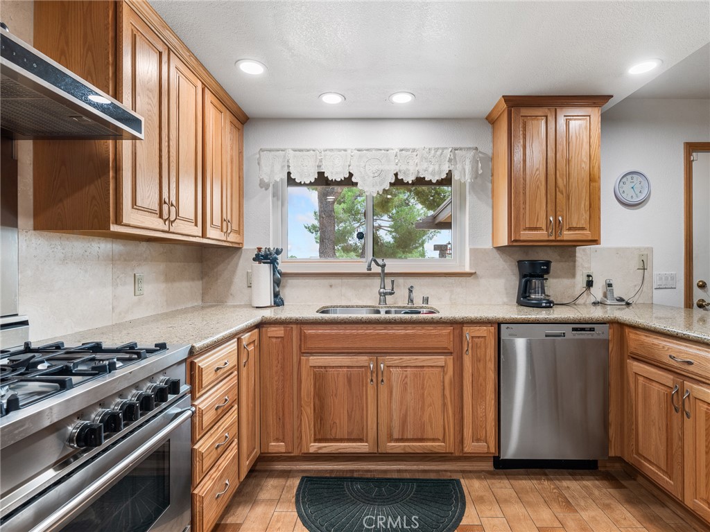 7991 Montrose Avenue