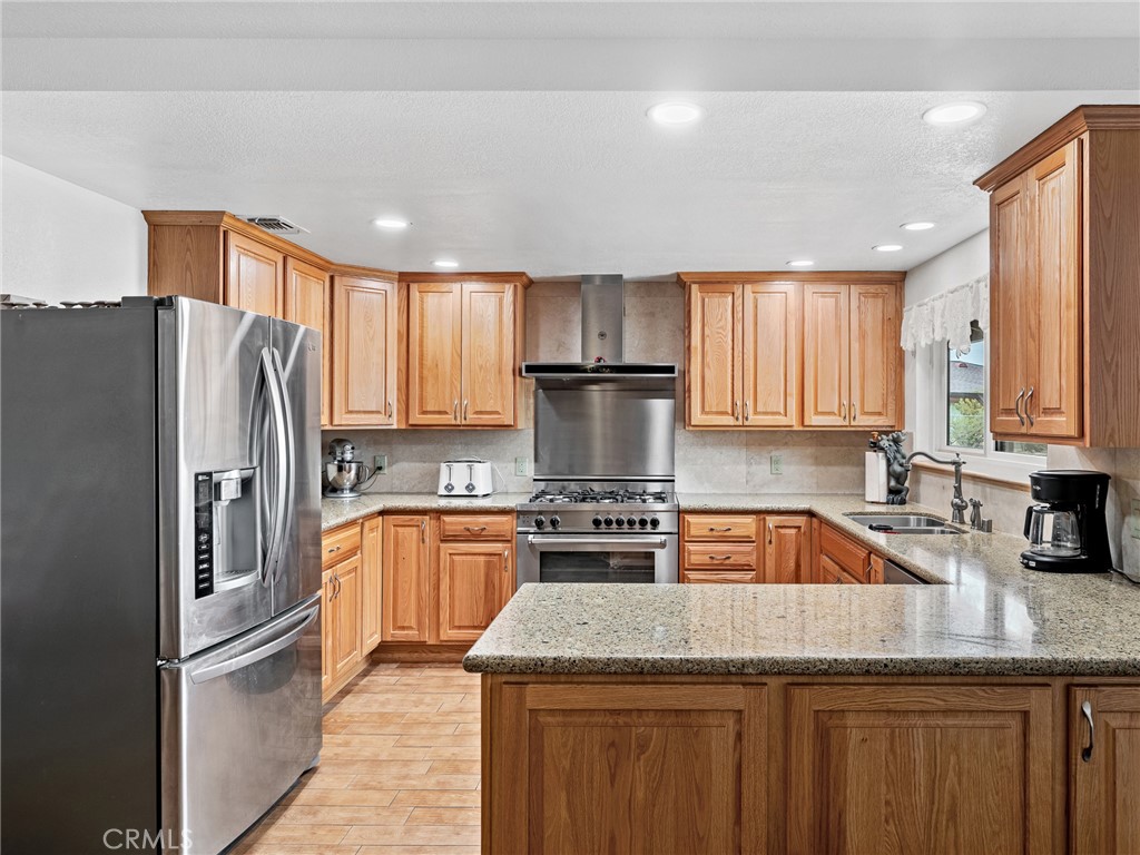 7991 Montrose Avenue