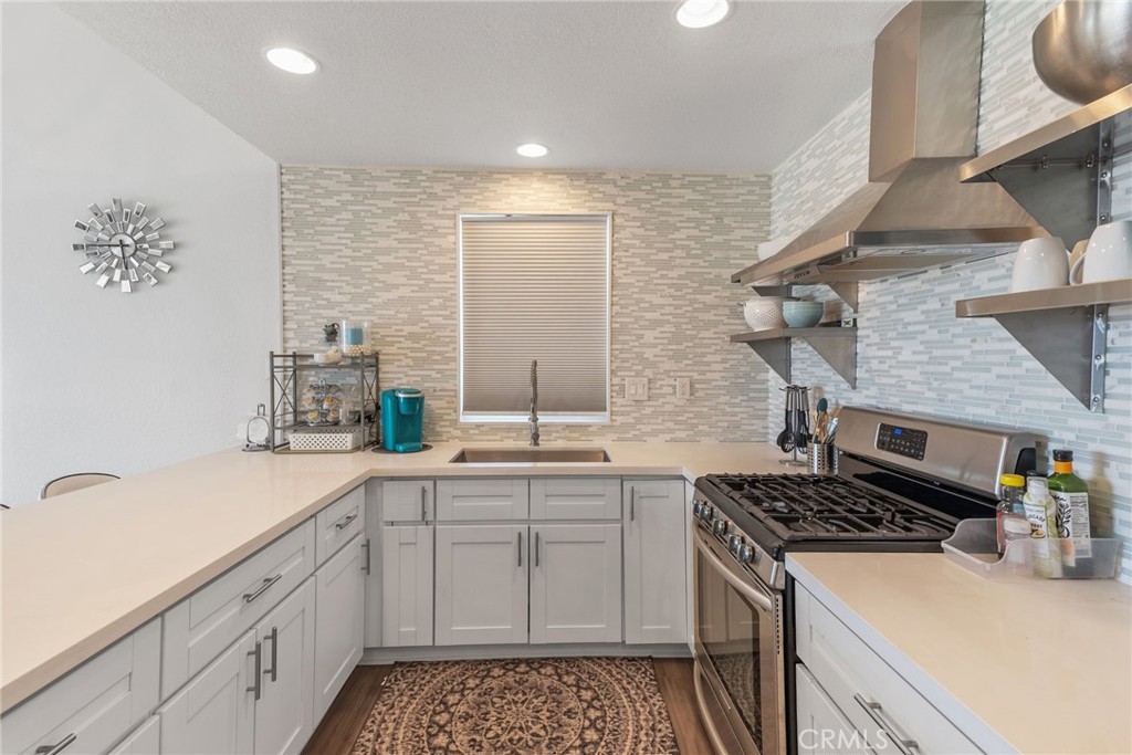 17760 Honeycomb Lane