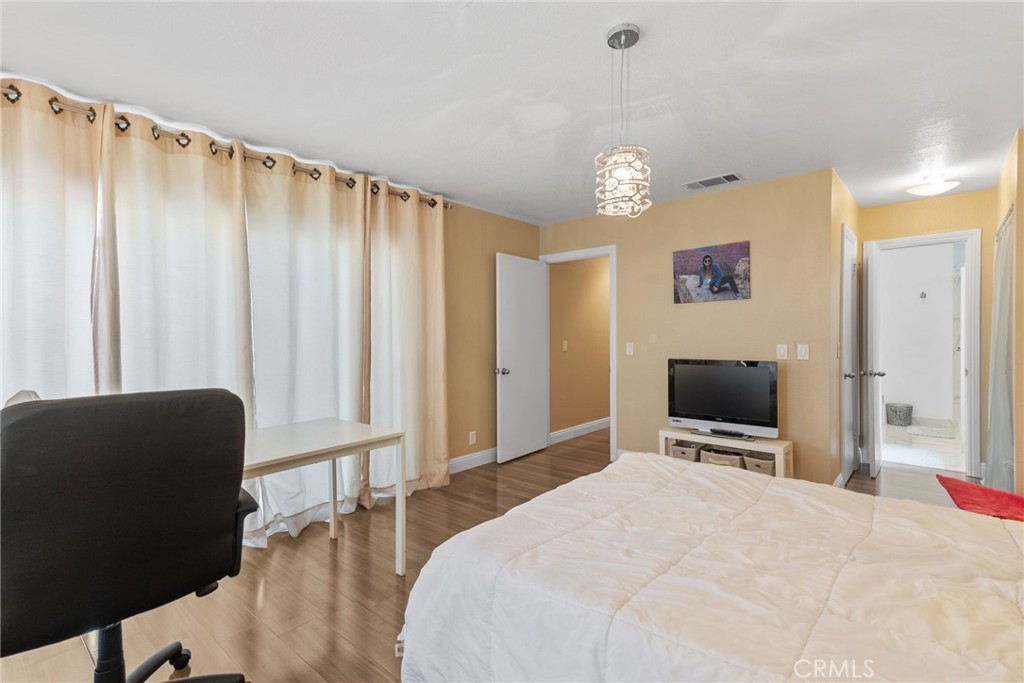 17760 Honeycomb Lane