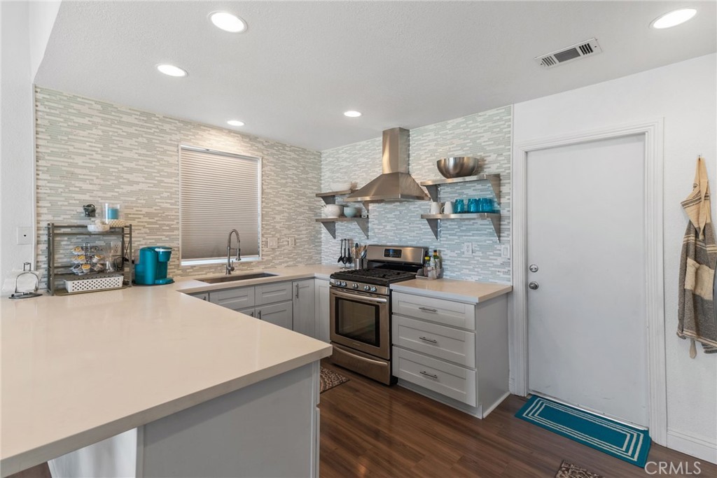 17760 Honeycomb Lane