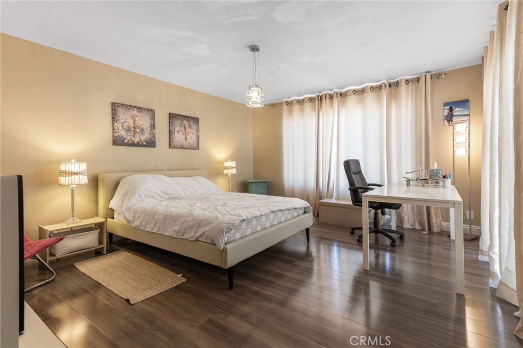 17760 Honeycomb Lane