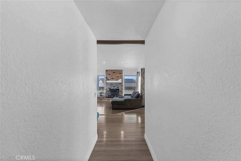 17760 Honeycomb Lane