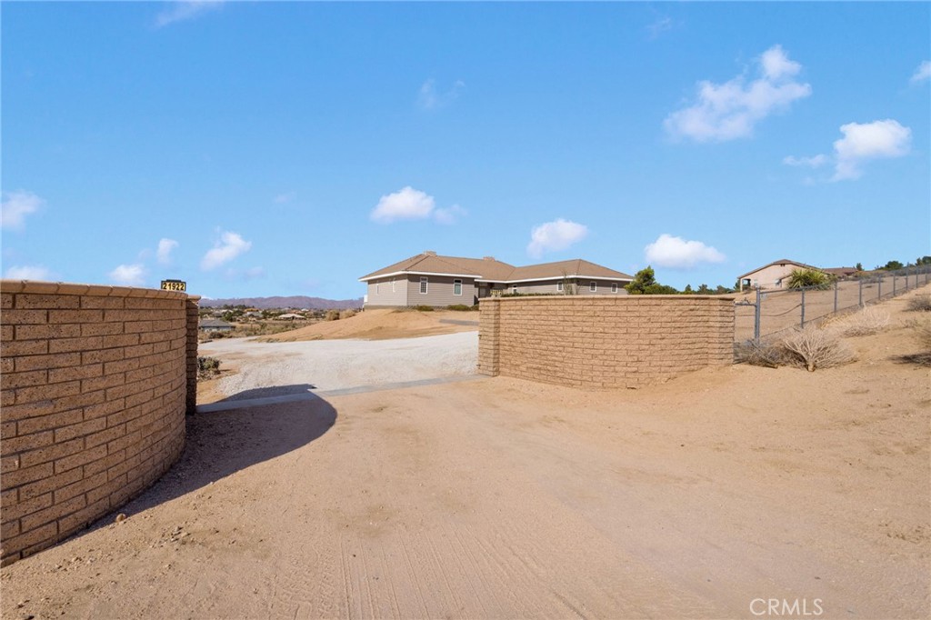 21972 Ocotillo Way