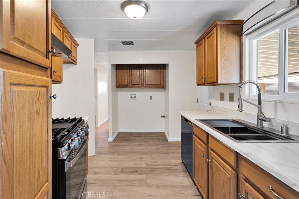 15252 Seneca Road 297