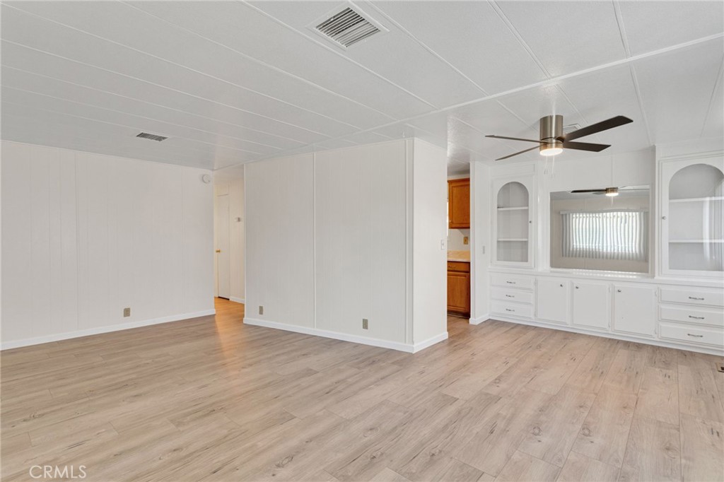 15252 Seneca Road 297