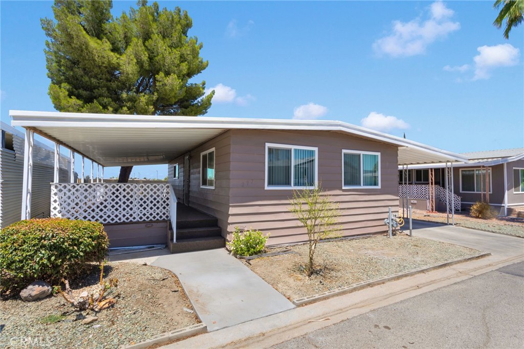 15252 Seneca Road 297