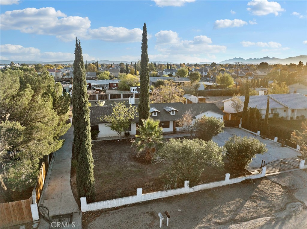 14669 La Brisa