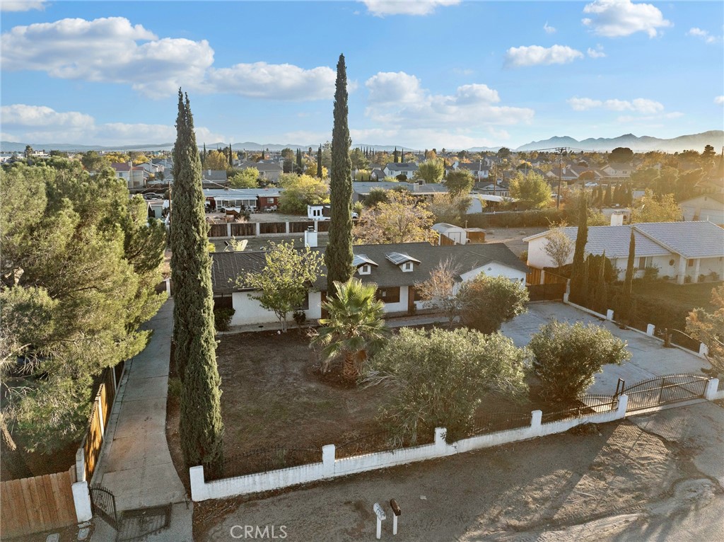 14669 La Brisa