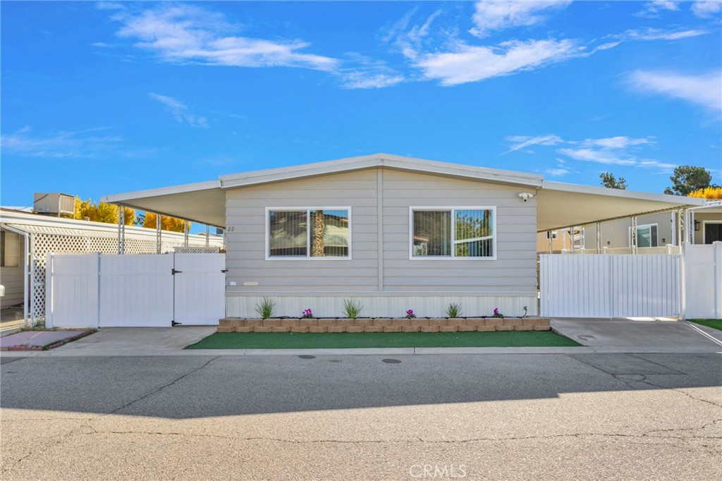 15252 Seneca Road 221