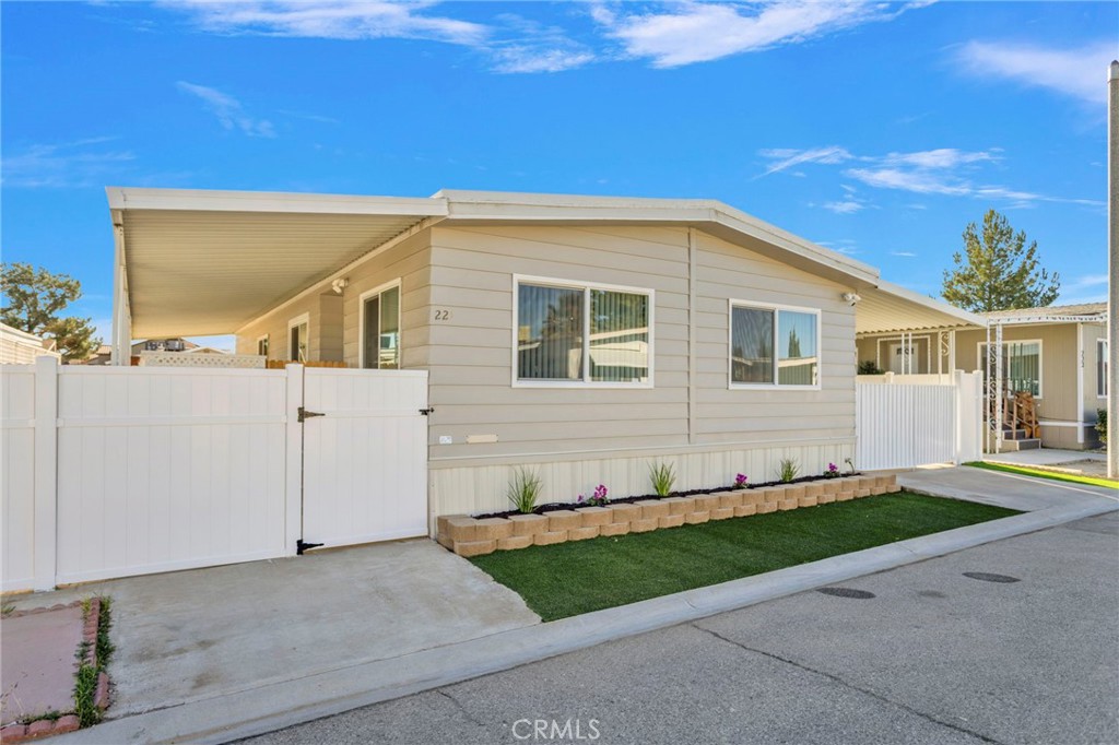 15252 Seneca Road 221