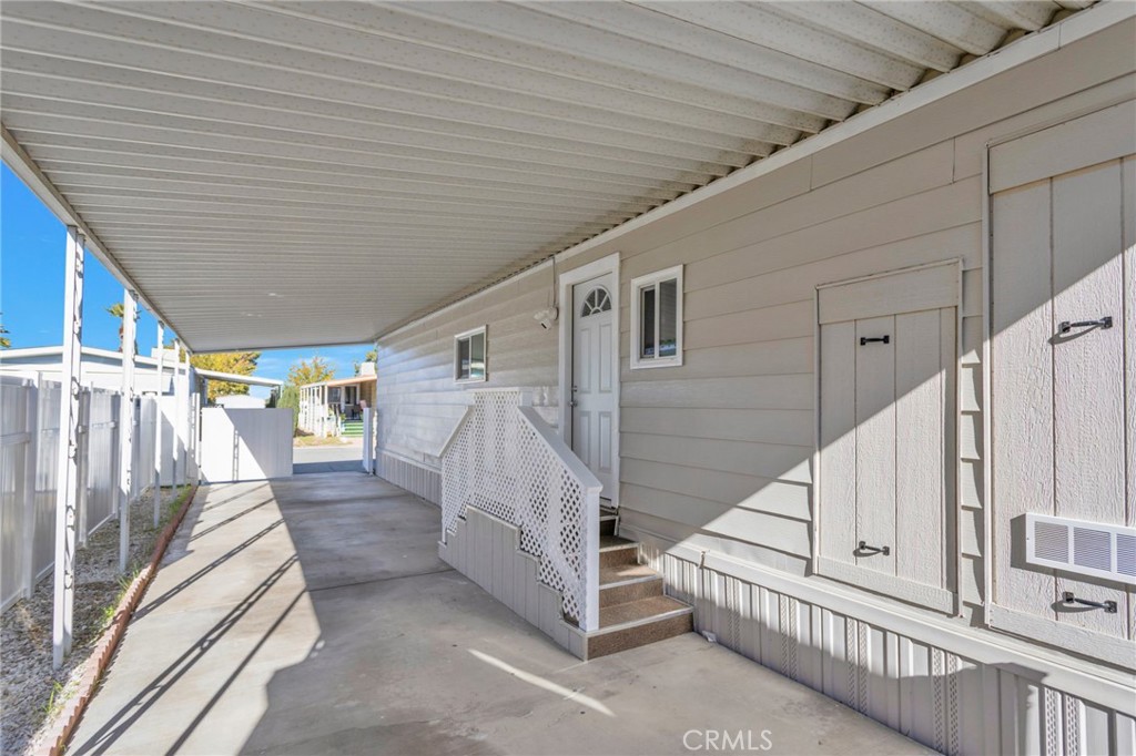 15252 Seneca Road 221