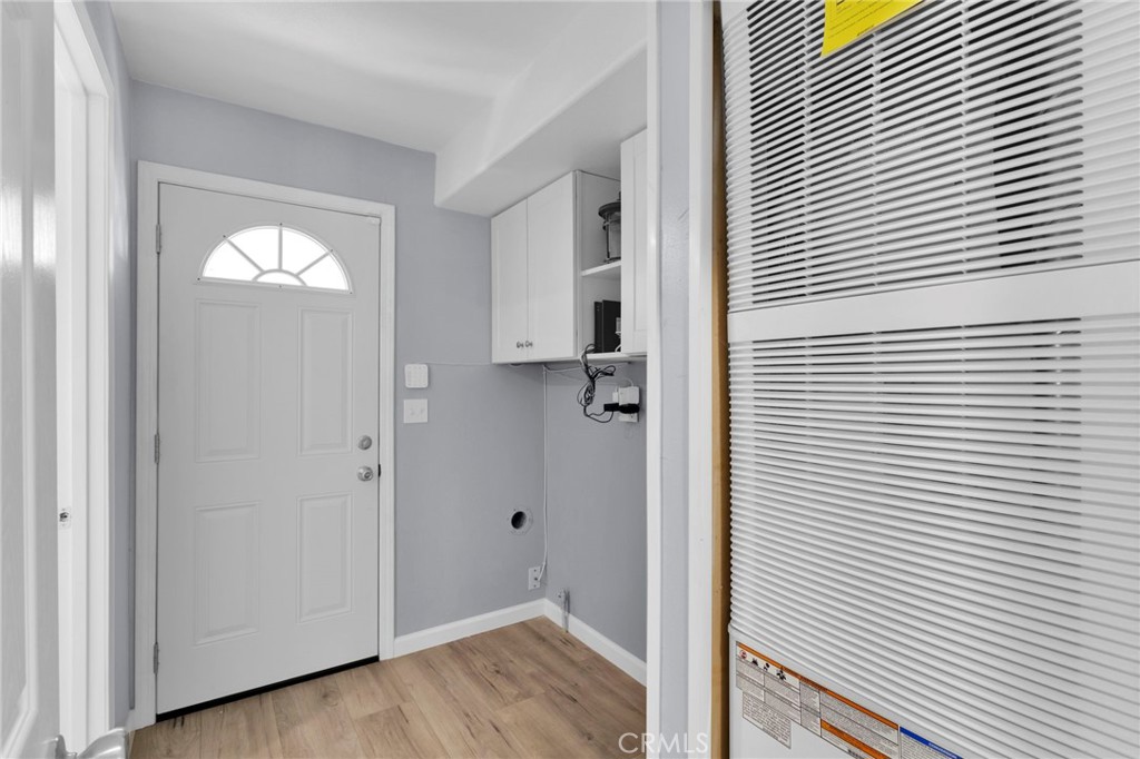 15252 Seneca Road 221