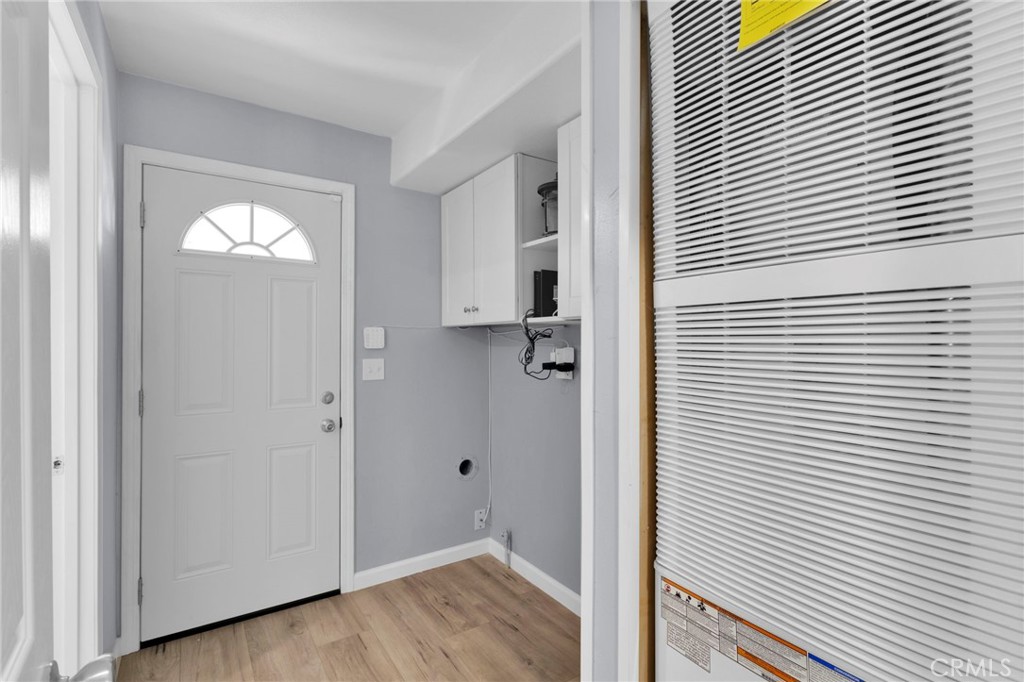 15252 Seneca Road 221