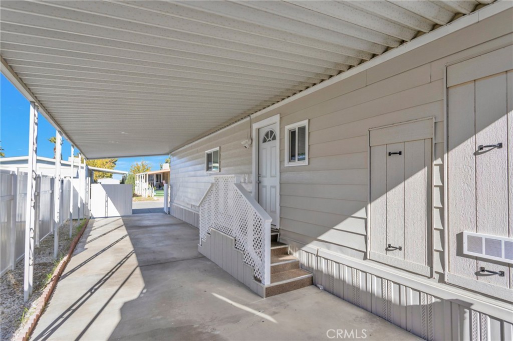 15252 Seneca Road 221