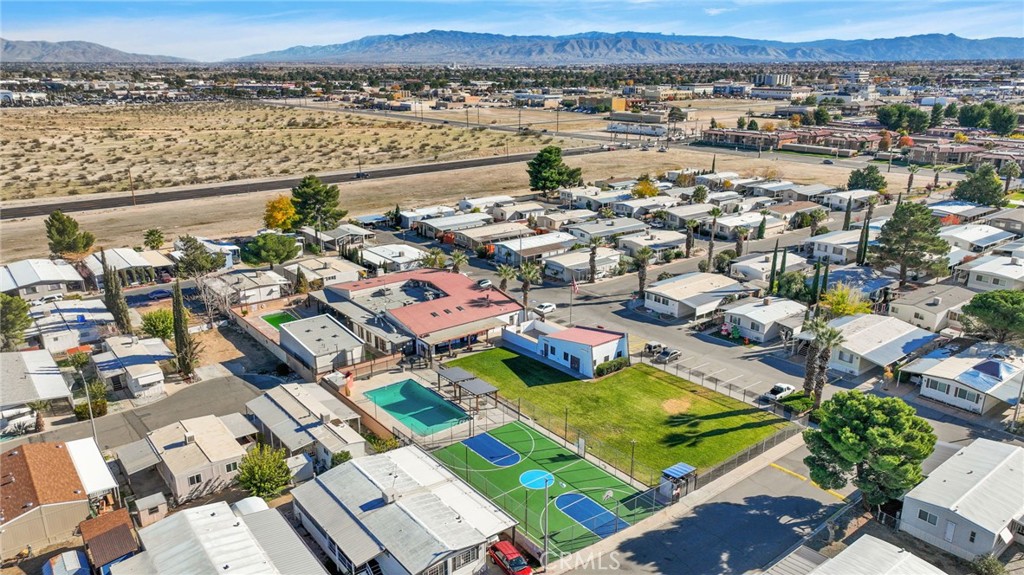 15252 Seneca Road 221