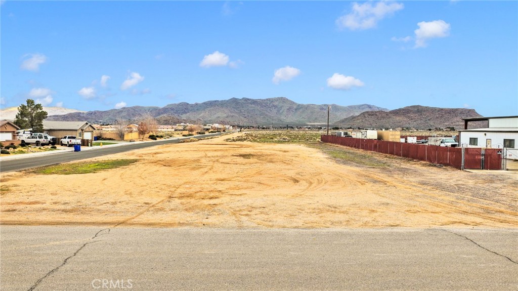 31127212 Valley