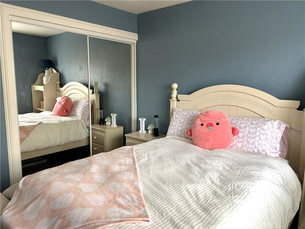 13183 La Salle Circle