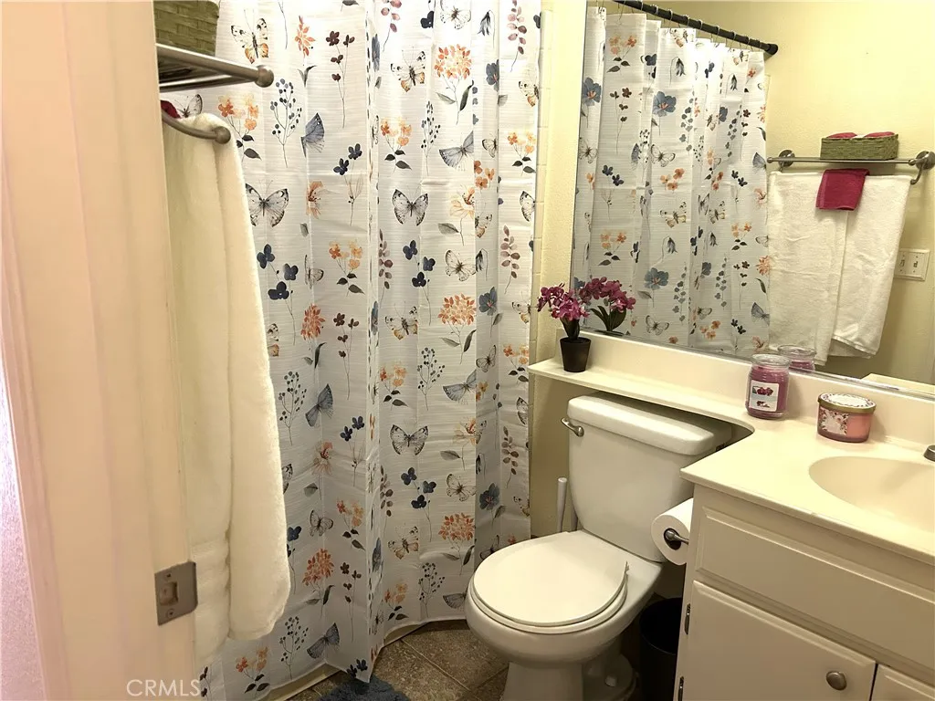 13183 La Salle Circle