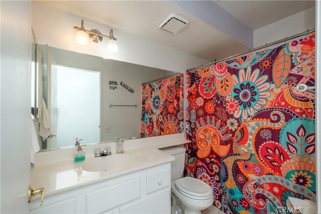 12455 Highgate Avenue