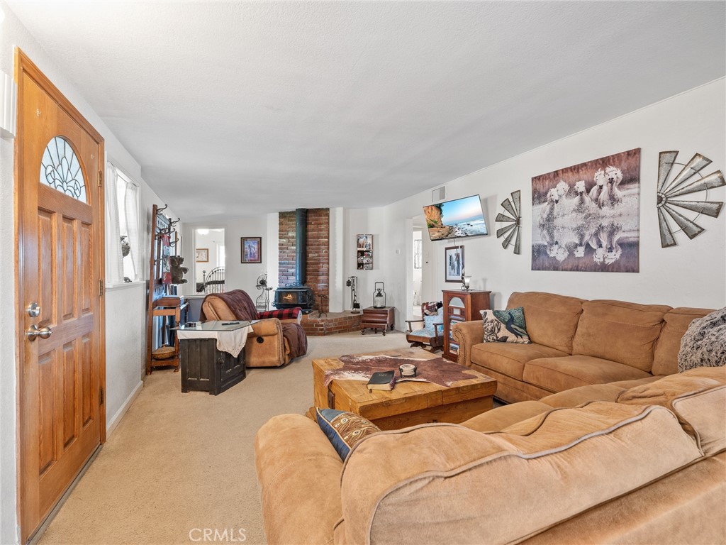 22977 El Centro