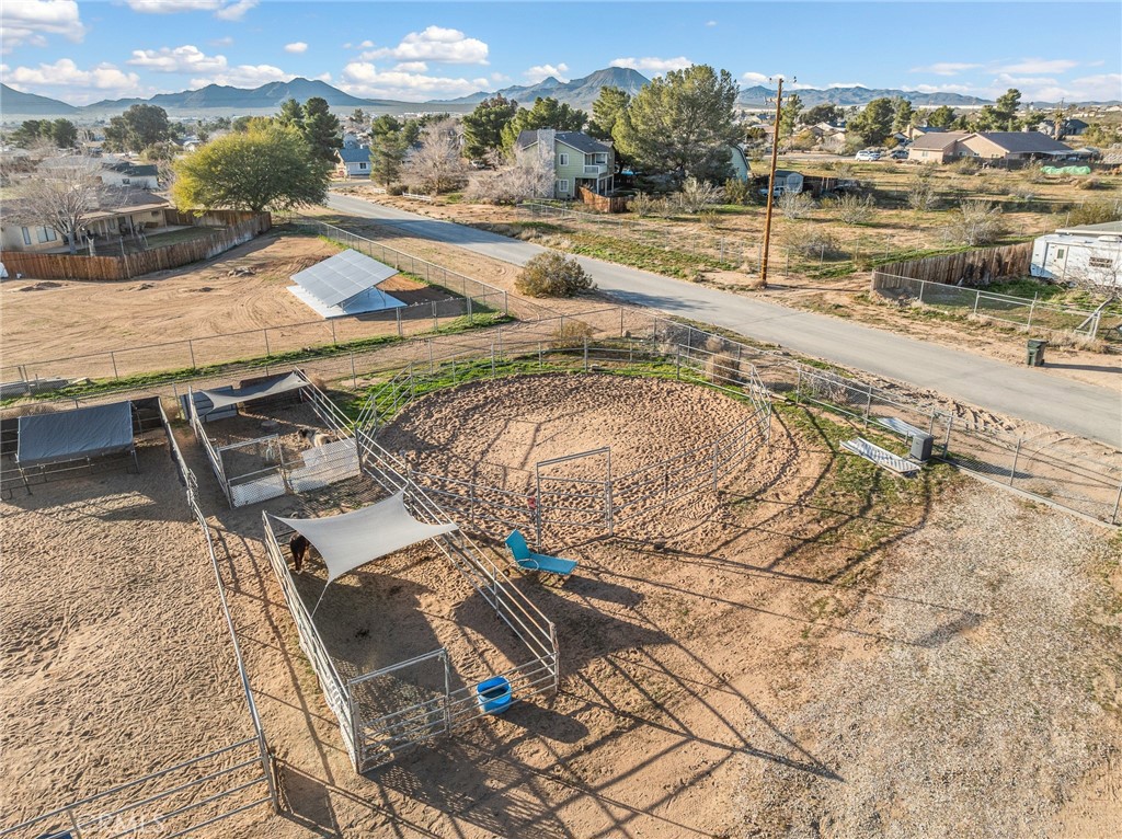 22977 El Centro