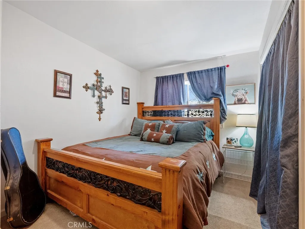 22977 El Centro