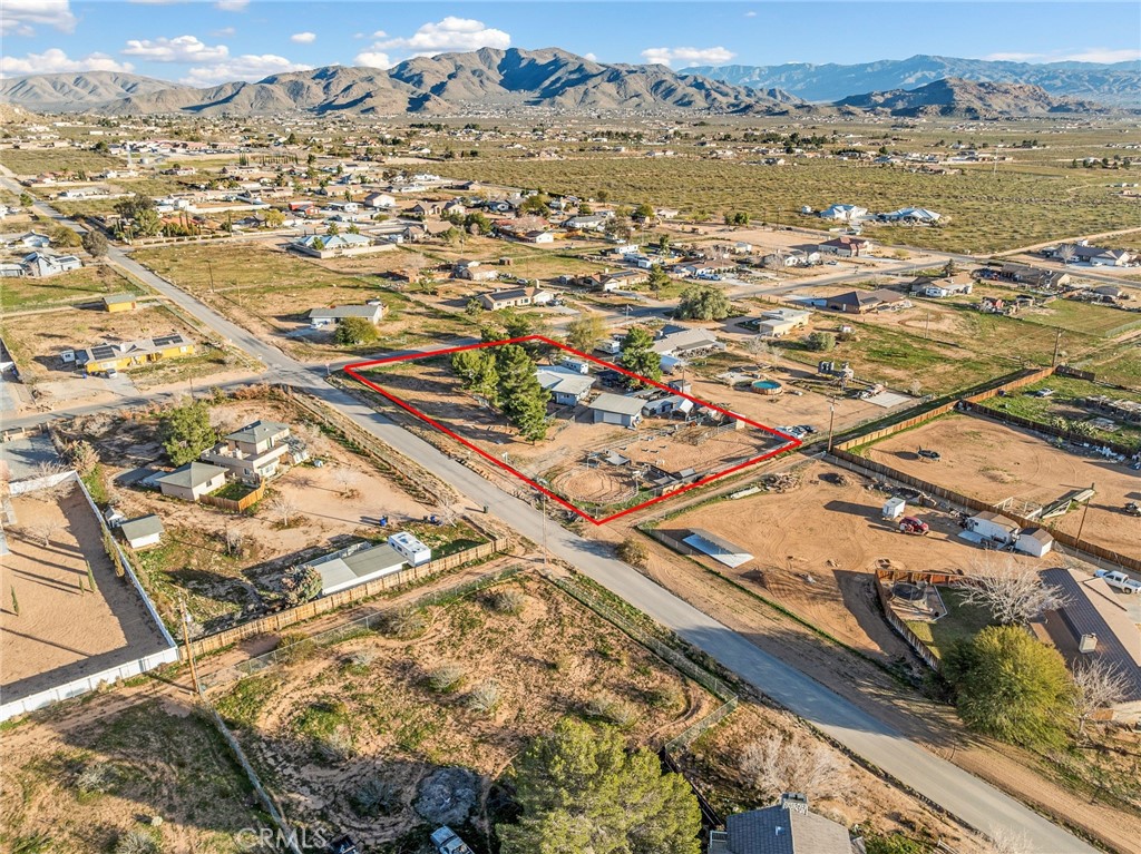 22977 El Centro