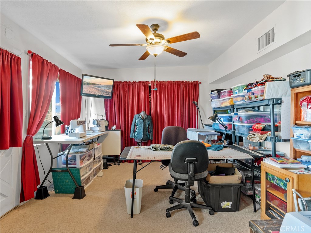 22977 El Centro