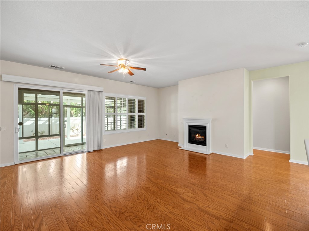 10249 Lakeshore