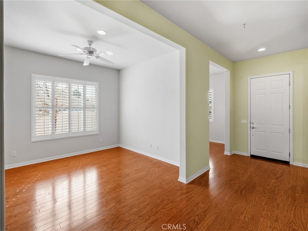 10249 Lakeshore