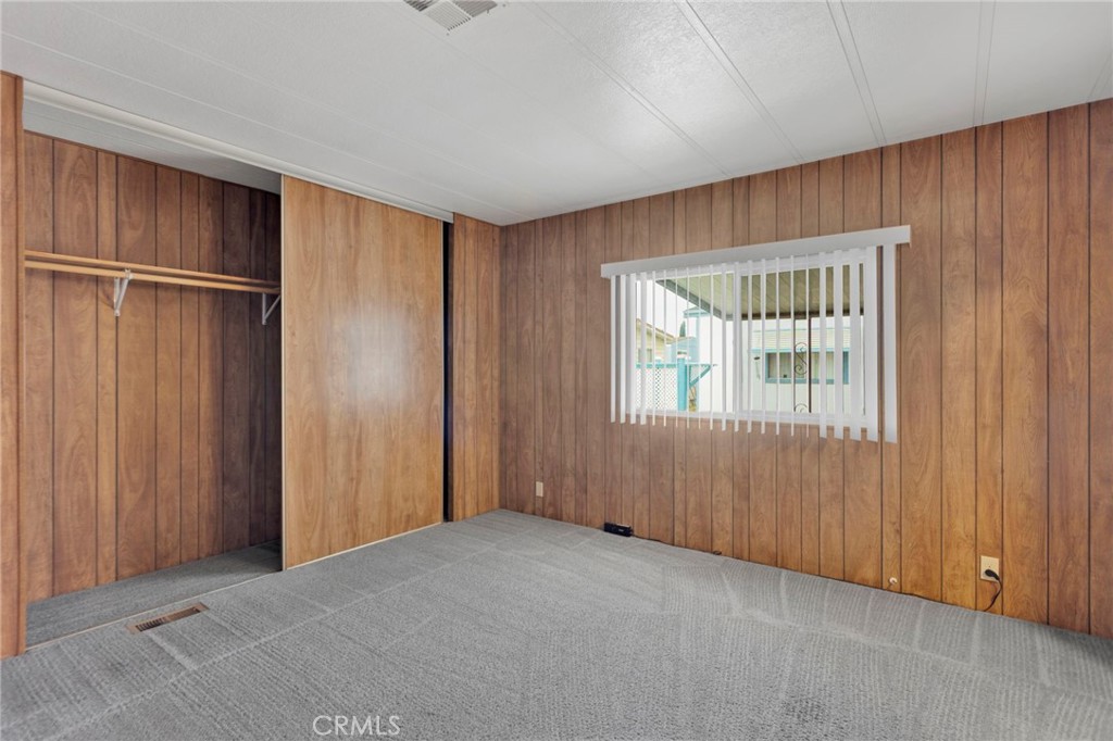 15252 Seneca Road 241