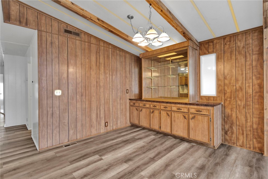 15252 Seneca Road 241